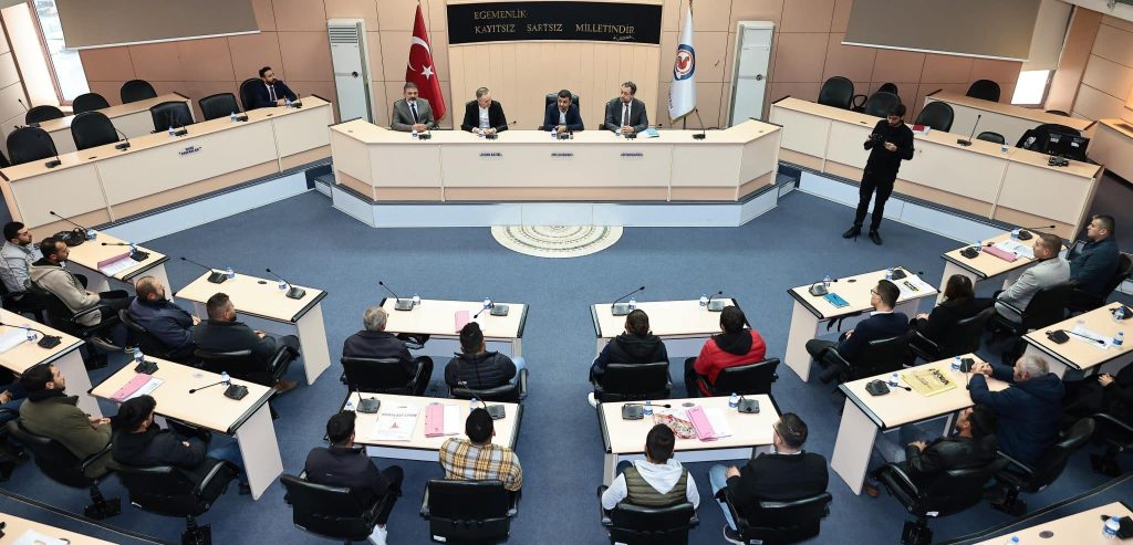Denizli Büyükşehir’de 85 Mevsimlik İşçi Daimi Kadroya Alındı...