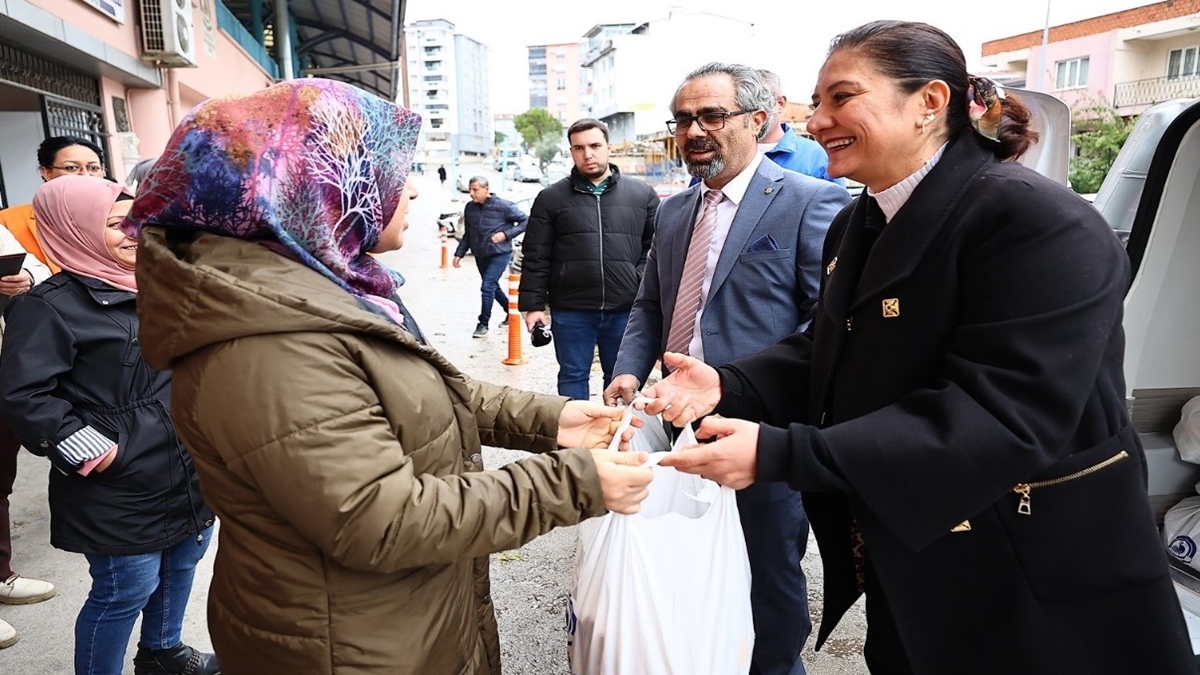 Denizli Büyükşehir’den Çocuklara Sağlıklı Gıda Desteği… 