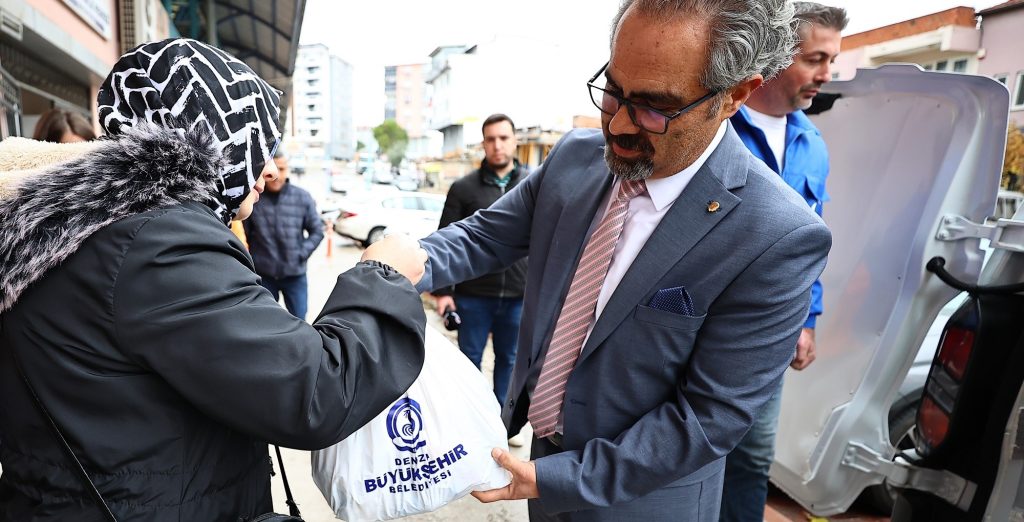 Denizli Büyükşehir’den Çocuklara Sağlıklı Gıda Desteği...
