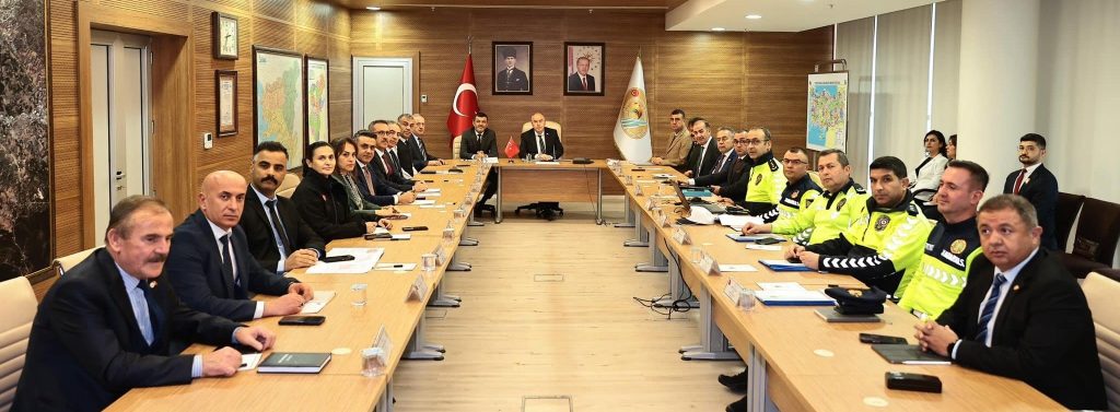 Denizli’de Kış Dönemi İçin Belirlenen Trafik Tedbirleri Açıklandı...