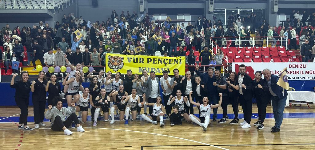 Denizli'de Sahada Rekabet, Kalplerde Dostluk Vardı...