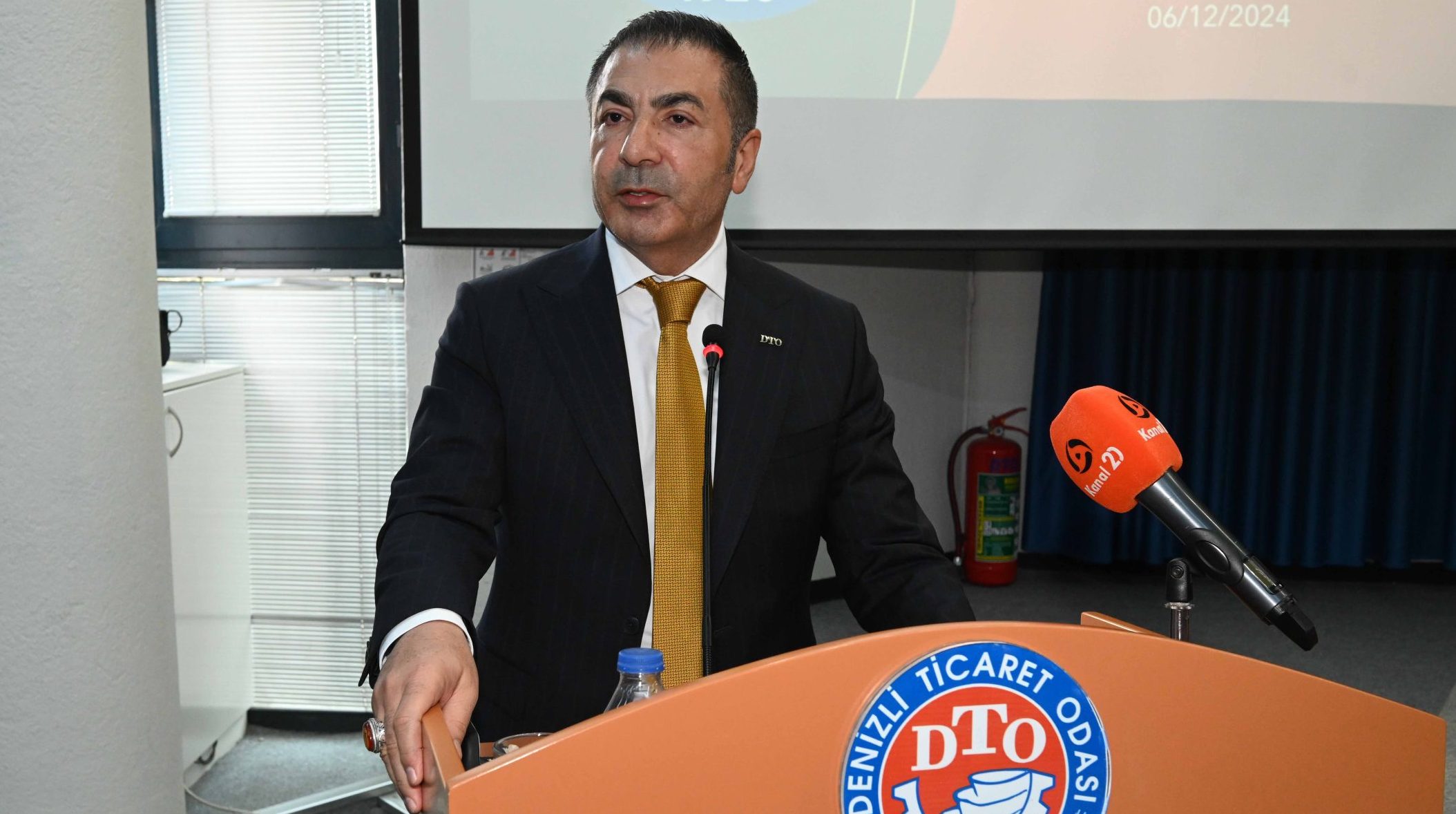 Emlakçılar Talepleri İçin DTO’da Bir Araya Geldi… 
