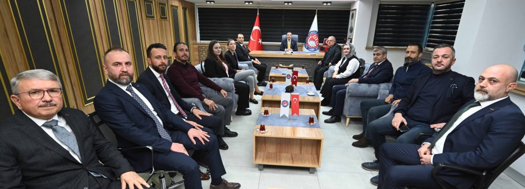 Emlakçılar Talepleri İçin DTO’da Bir Araya Geldi...