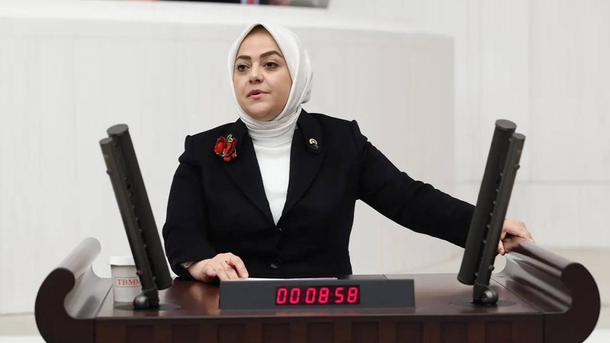Milletvekili Ün Taşeron İşçilere Verilen Sözleri Sordu… 