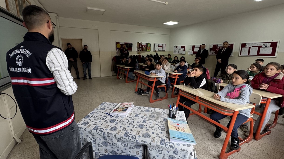 Pamukkale Belediyesi, Öğrencileri Hastalık Riski Taşıyan Canlılara Karşı Bilinçlendiriyor…