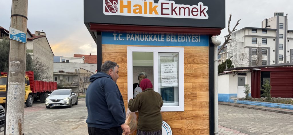 Pamukkale’de Halk Ekmek Büfesi Sayısı Artıyor...