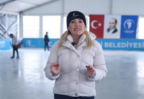 Başkan Şeniz Doğan’dan Çocuklara Karne Hediyesi...