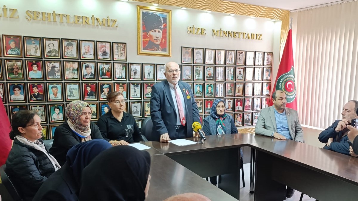 Denizli’de Teröre Tepki: Meclis Bir Teröriste Çiğnetilmemeli… 