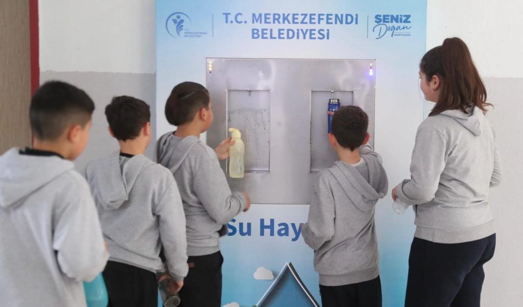Merkezefendi Belediyesi'nin Okullarda Temiz Su Projesi Devam Ediyor...