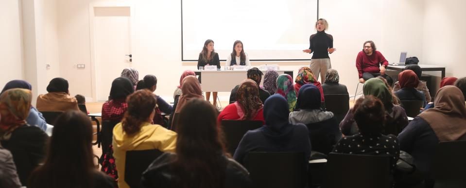 Merkezefendi’de Fark Yaratan Eğitim Semineri... 