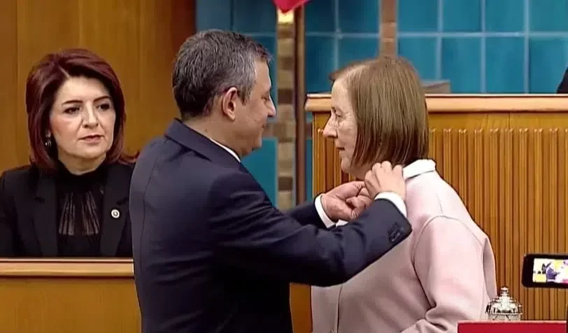 Eski Bakanlardan, Selma Aliye Kavaf CHP’ye Katıldı…