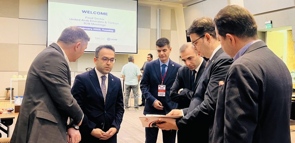 DENİB, Dubai’ye Sektörel Ticaret Heyeti Düzenledi...