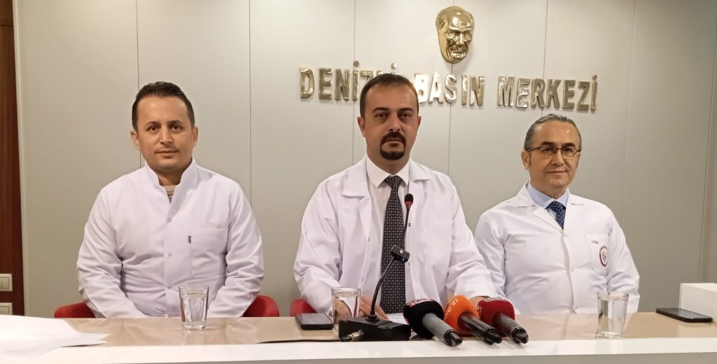 Denizli’de Eczacılar Uyardı Sağlık Kapınız Kapanabilir...