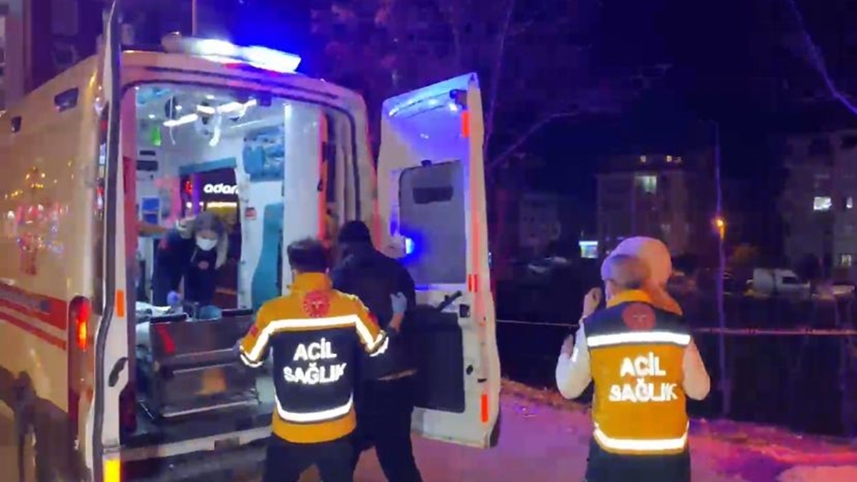 Denizli’de Yangın Alarmı, Mahsur Kalanlar Kurtarıldı… 