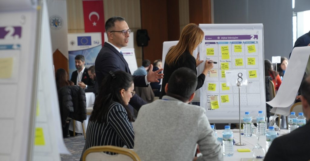 Denizli’nin Sanayi Geleceği Çalıştayda Konuşuldu...