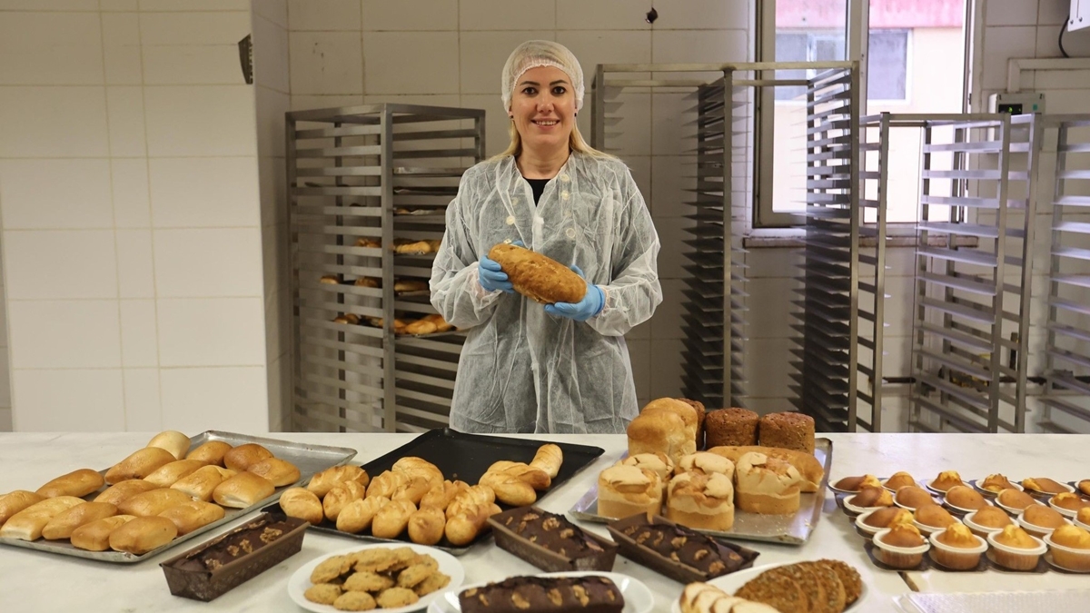 Merkezefendi, Denizli’nin İlk Halk Ekmek Fabrikasını Açıyor… 