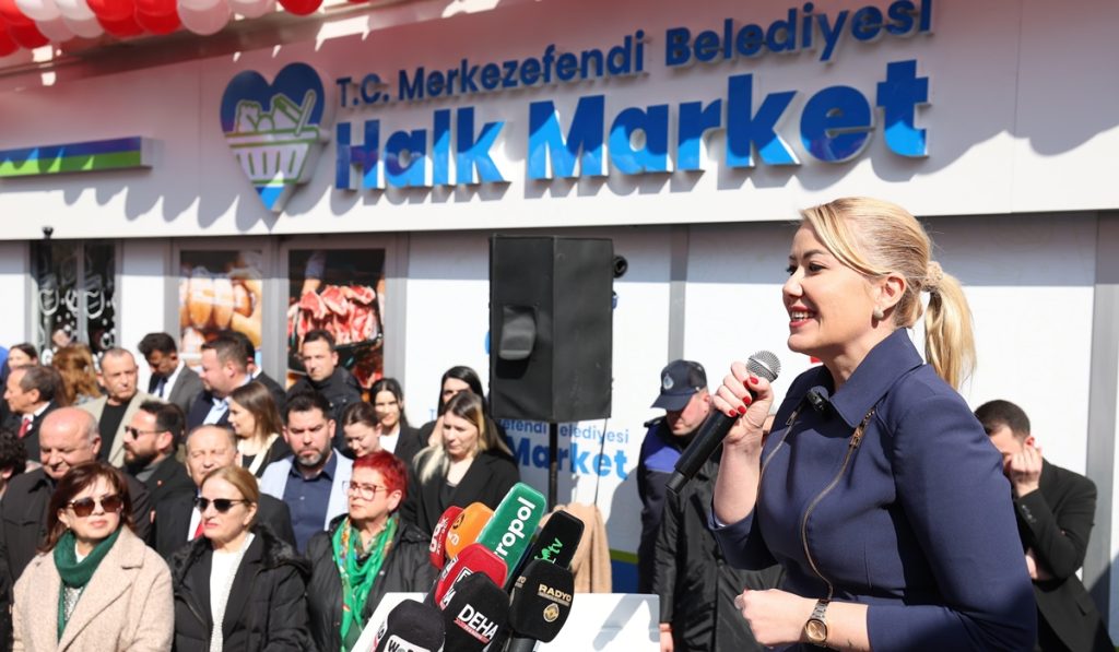 Merkezefendi’de Halk Market Açıldı, Emeklilere...