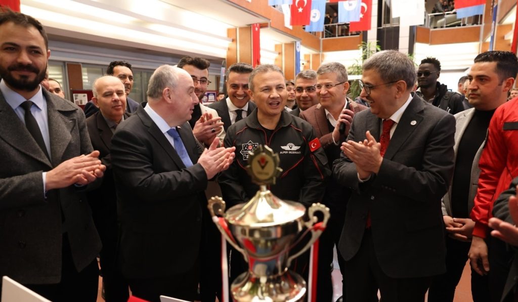 Türkiye'nin İlk Astronotu Denizli’de Öğrencilerle Buluştu...