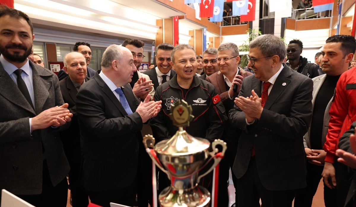 Türkiye’nin İlk Astronotu Denizli’de Öğrencilerle Buluştu… 