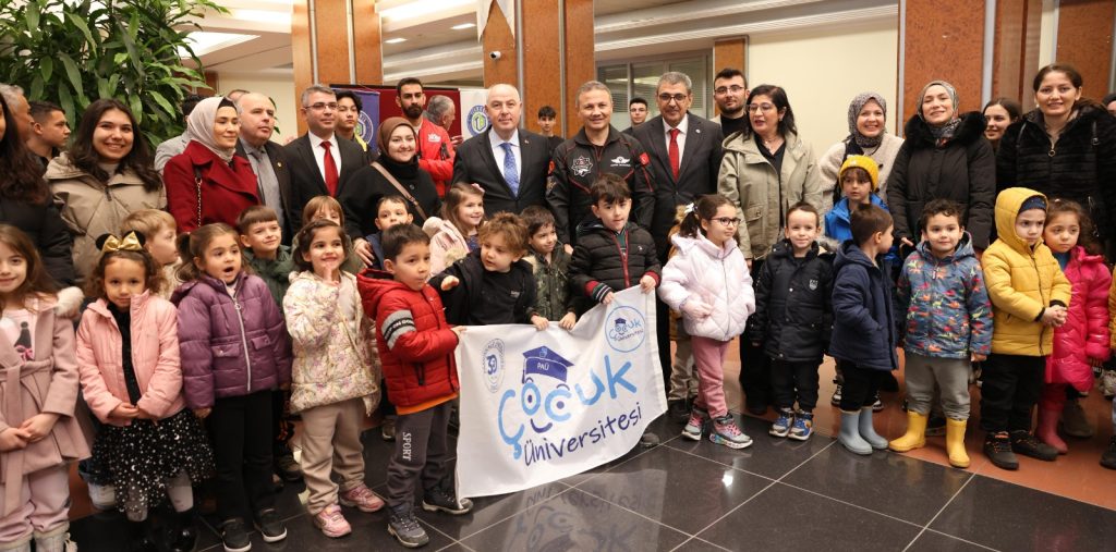 Türkiye'nin İlk Astronotu Denizli’de Öğrencilerle Buluştu...