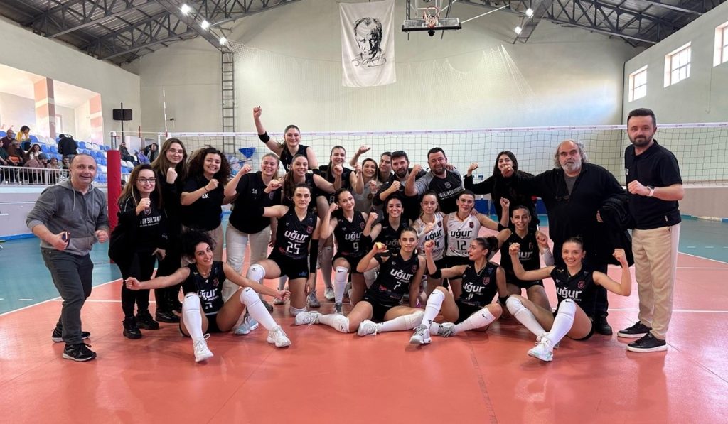 Uğur’un Sultanları Finalde...