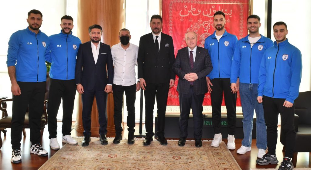Vali Coşkun Denizlispor Cavidil’e Başarılar Diledi... 