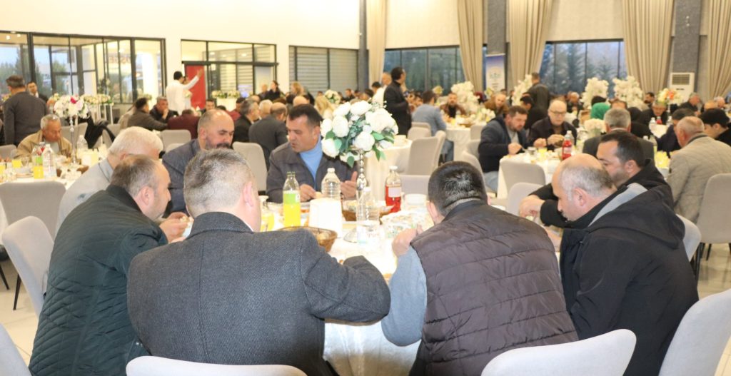 DESOB İftarında Esnaflar Bir Araya Geldi... 