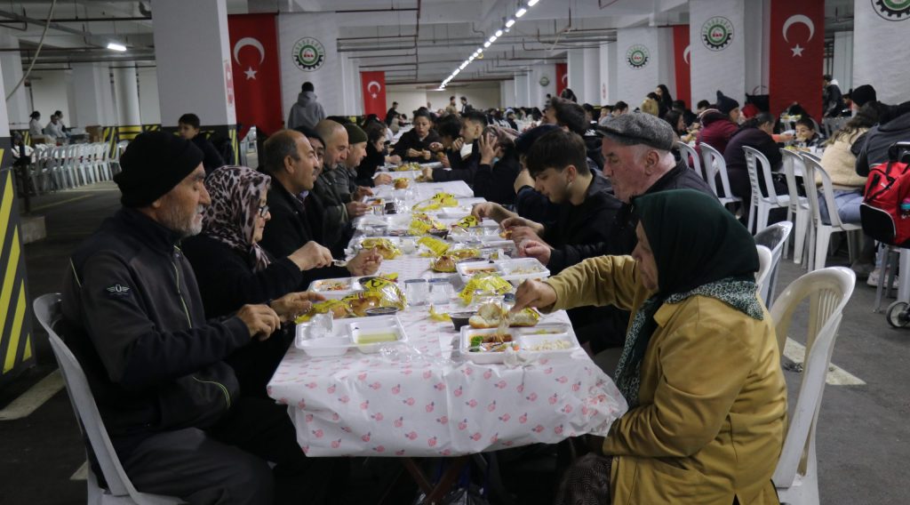 Denizli OSB’nin Geleneksel İftar Programı Sürüyor...