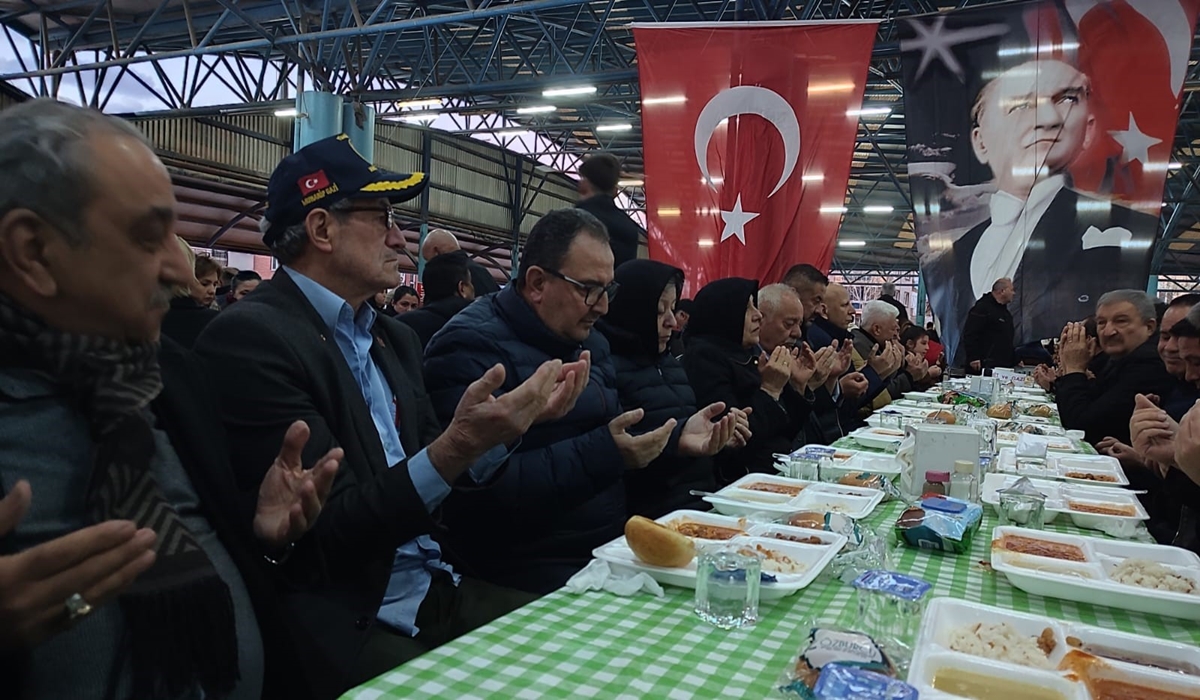 Denizli Yörükleri Derneği, Şehitler İçin İftar Verdi… 