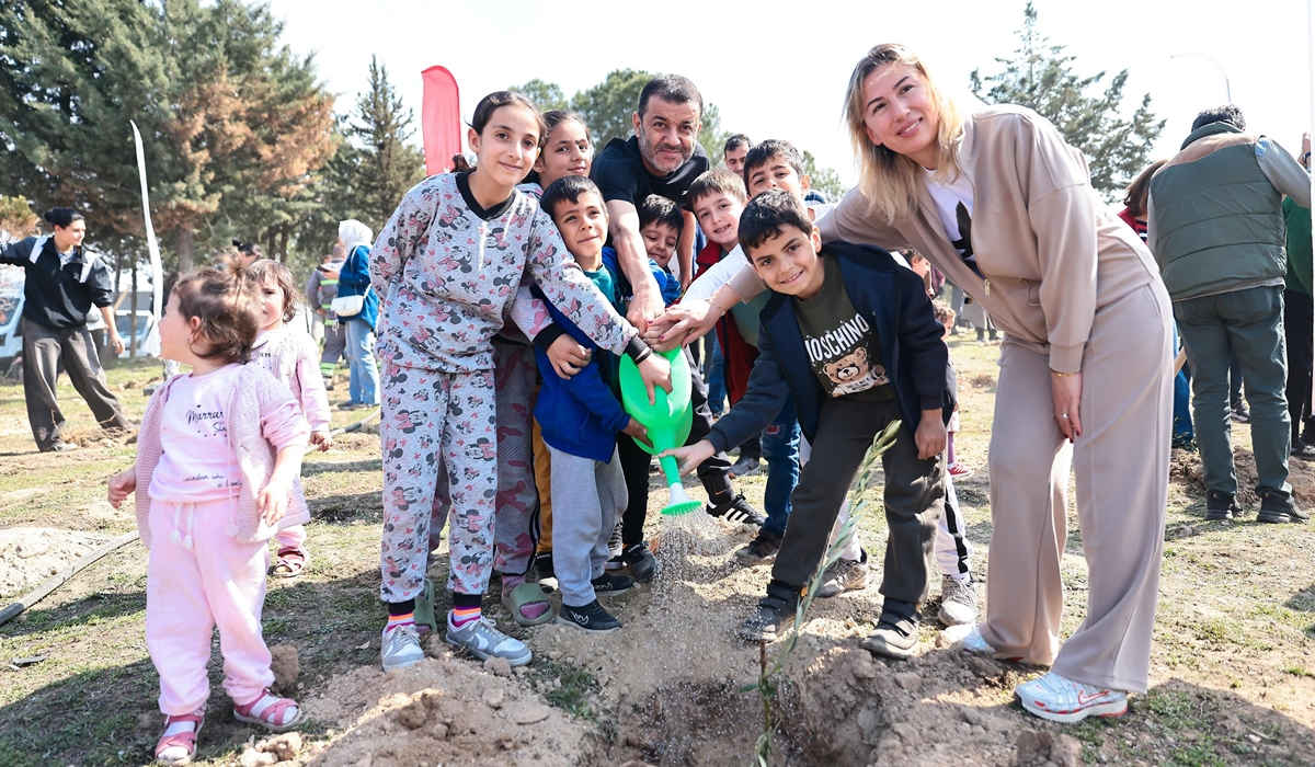 Denizli’de Katledilen Kadınlar Anısına Anlamlı Etkinlik…