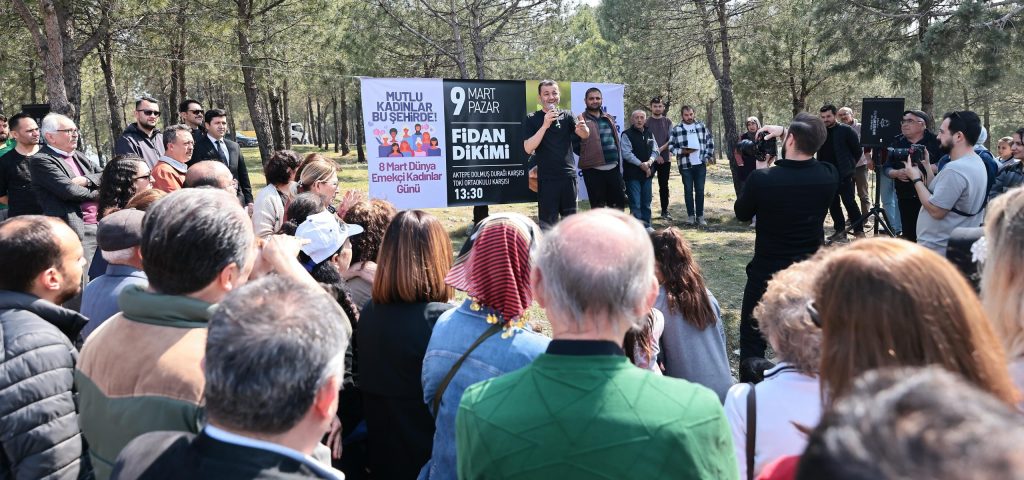 Denizli’de Katledilen Kadınlar Anısına Anlamlı Etkinlik...