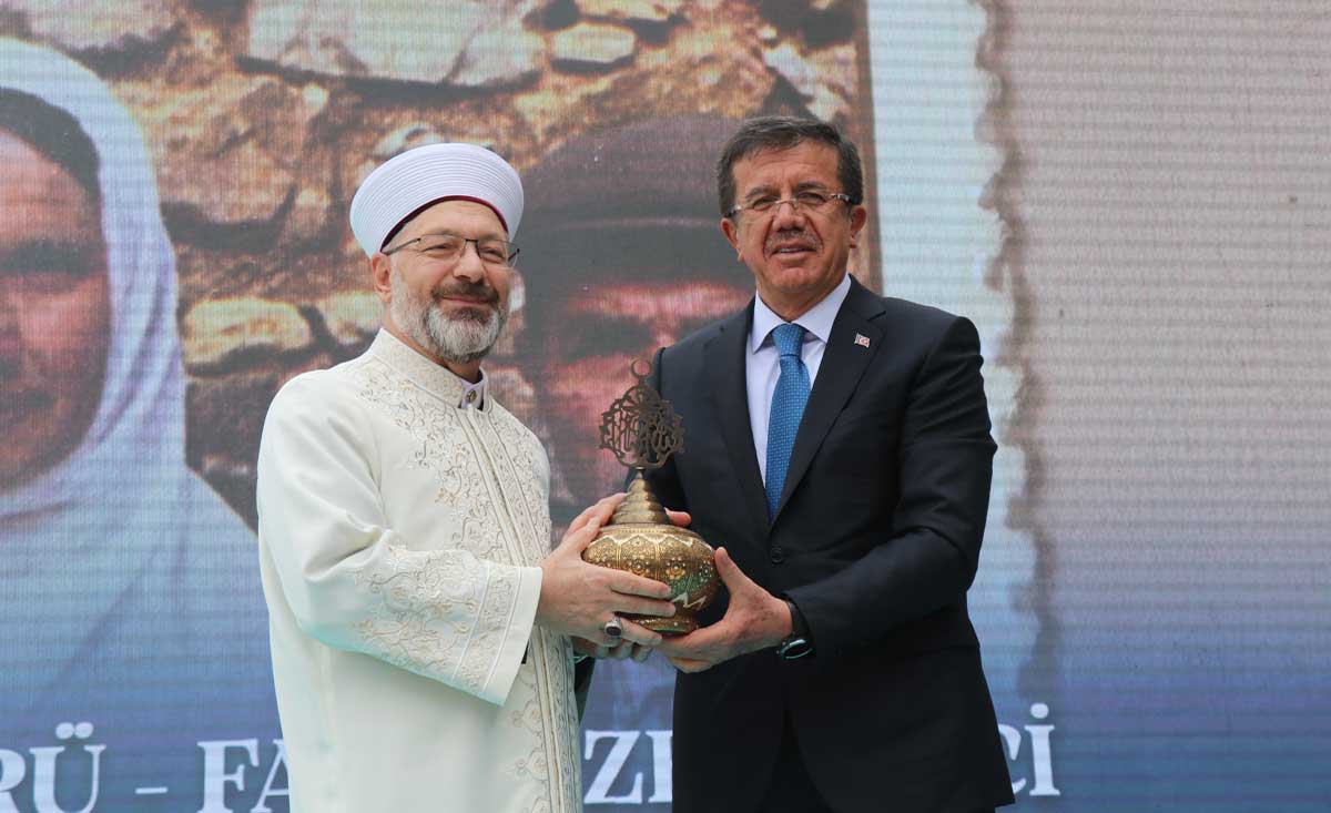 Diyanet İşleri Başkanı Erbaş, Şükrü-Fatma Zeybekci Camisi’ni İbadete Açtı… 