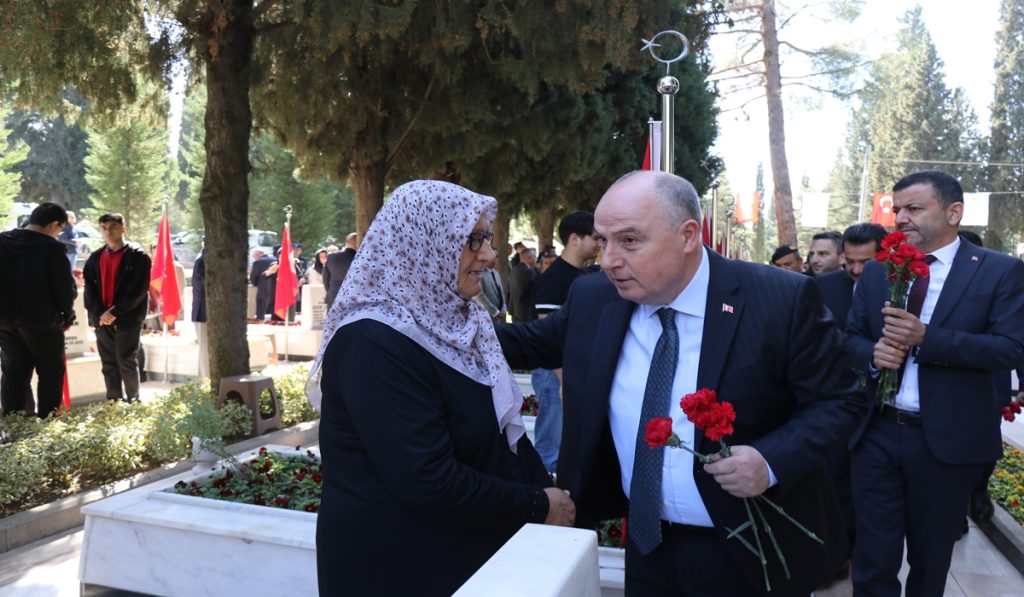 Denizli, Büyük Zaferi Heyecan ve Gururla Yad Etti...