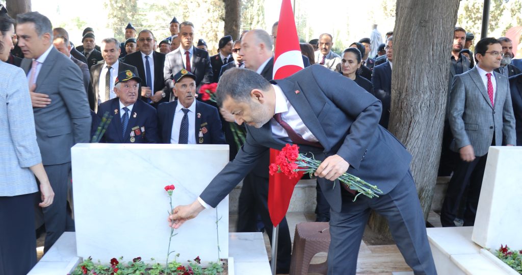 Denizli, Büyük Zaferi Heyecan ve Gururla Yad Etti...