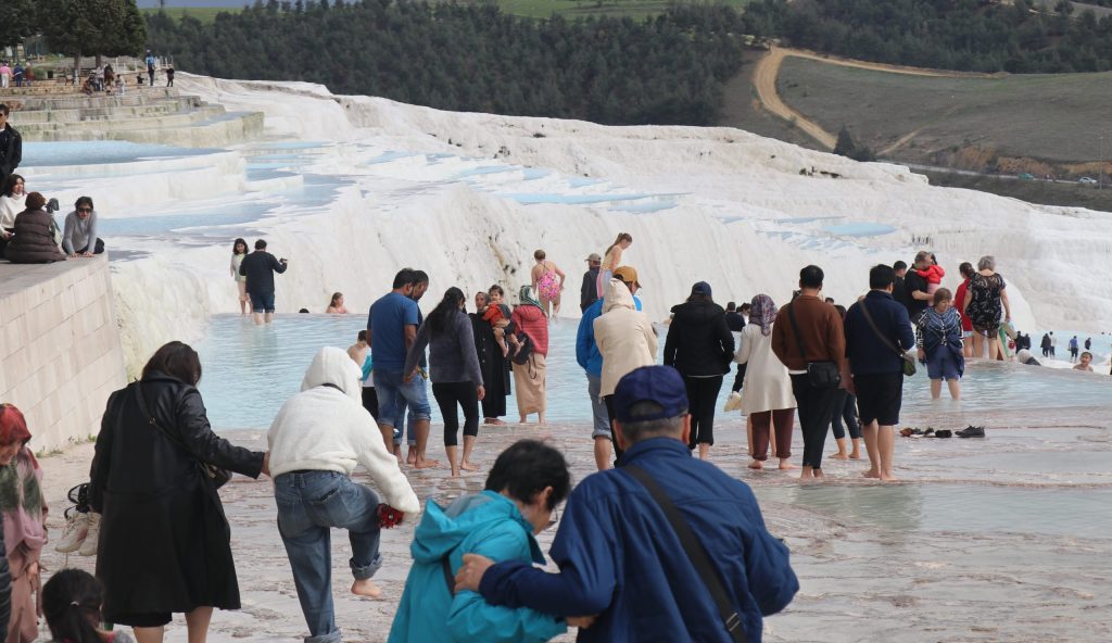 Beyaz Cennet Pamukkale’ye Bayramda Yoğun İlgi...