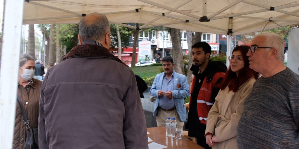 Denizli’de Ekrem İmamoğlu İçin İmza Kampanyası Başladı... 