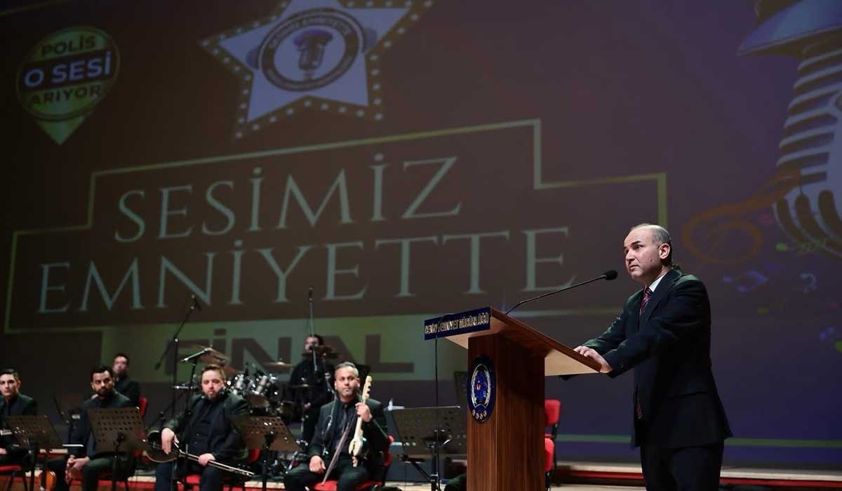 Denizli’de Polis Haftasında Şarkılar Emniyet İçin Söylendi… 