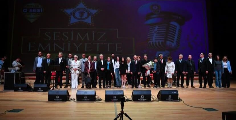 Denizli’de Polis Haftasında Şarkılar Emniyet İçin Söylendi...