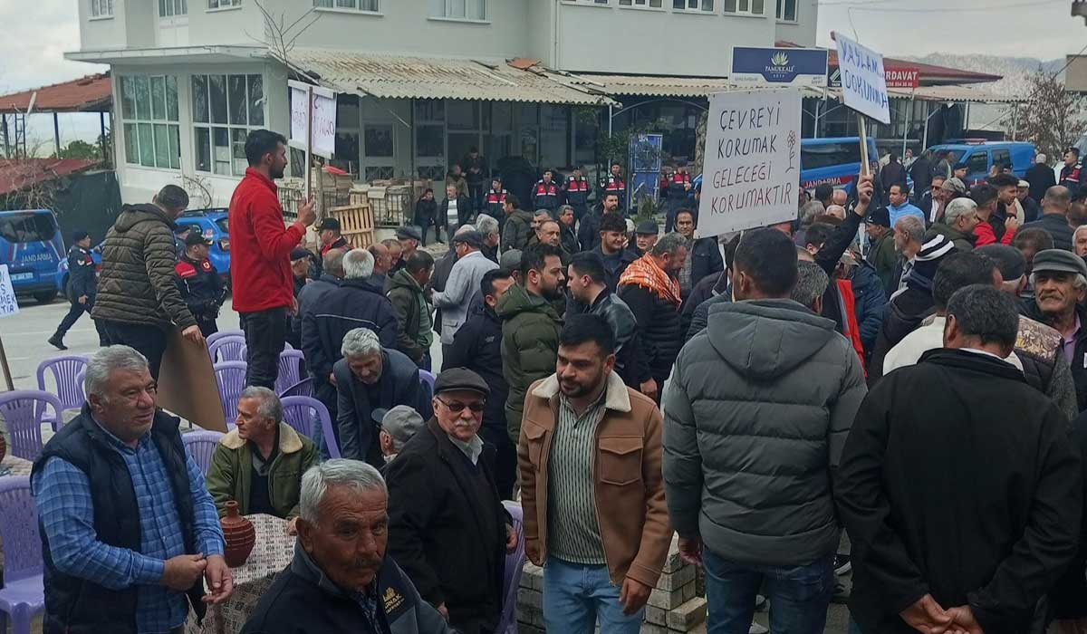 Denizli’de Sularını Korumak İsteyen Köylüler Eylem Yaptı… 