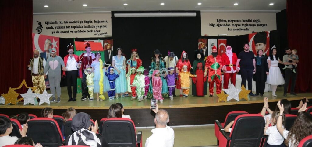 Egekent Hastanesi, Bayram Coşkusunu Sahneye Taşıdı...