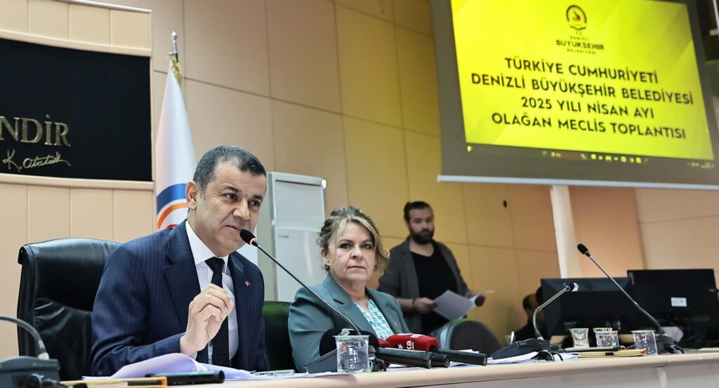 İsim Tartışması Büyükşehir Meclisinde Tansiyonu Yükseltti...
