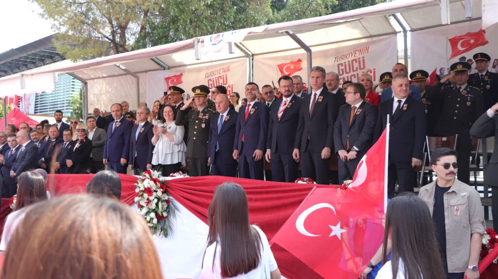 19 Mayıs, Denizli'de de Coşku ve Heyecanla Kutlandı...