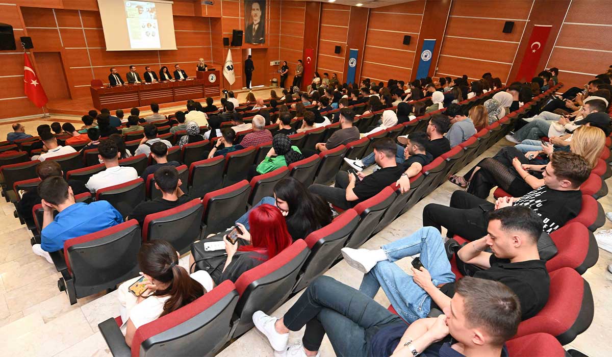 DTO’lu Girişimciler PAÜ’de Gençlerle Buluştu… 