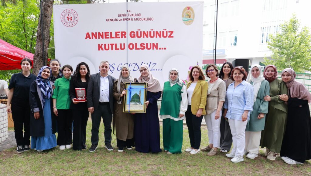 Denizli Protokolü Şehit Annelerini Unutmadı...