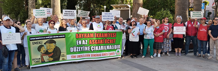 Denizli’de Emekliler İnsanca Yaşam İçin Alanlarda...
