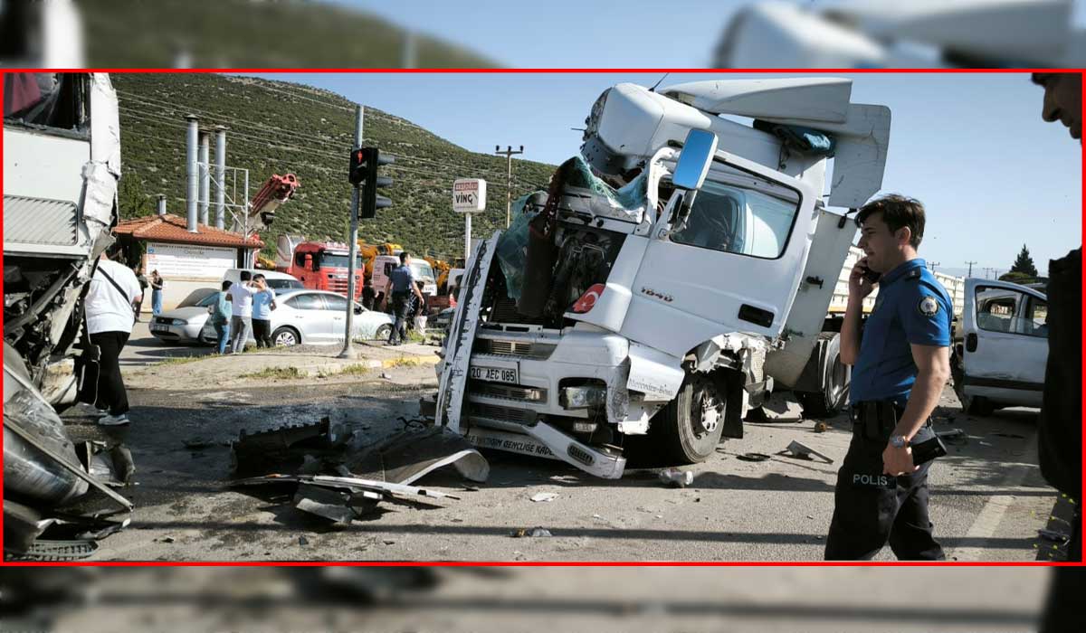 Denizli’de Korkutan Kaza: Yaralılar Var… 