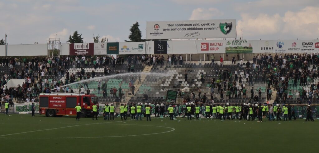 Denizlispor’da Personeller Tazminatsız İşten Çıkarıldı...