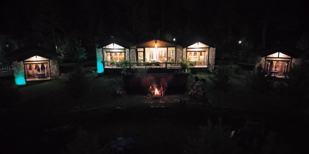 Çameli’nin Taş Konakları Turistlerin Gözdesi Olmaya Devam Ediyor...