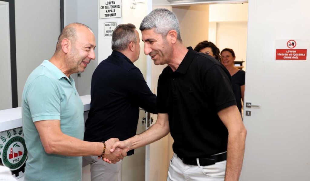 Denizli OSB’de Bayramlaşma Geleneği Sürdü...