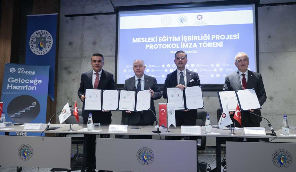 Denizli’de Sanayiye Güç Gençlere Gelecek İçin İmzalar Atıldı...